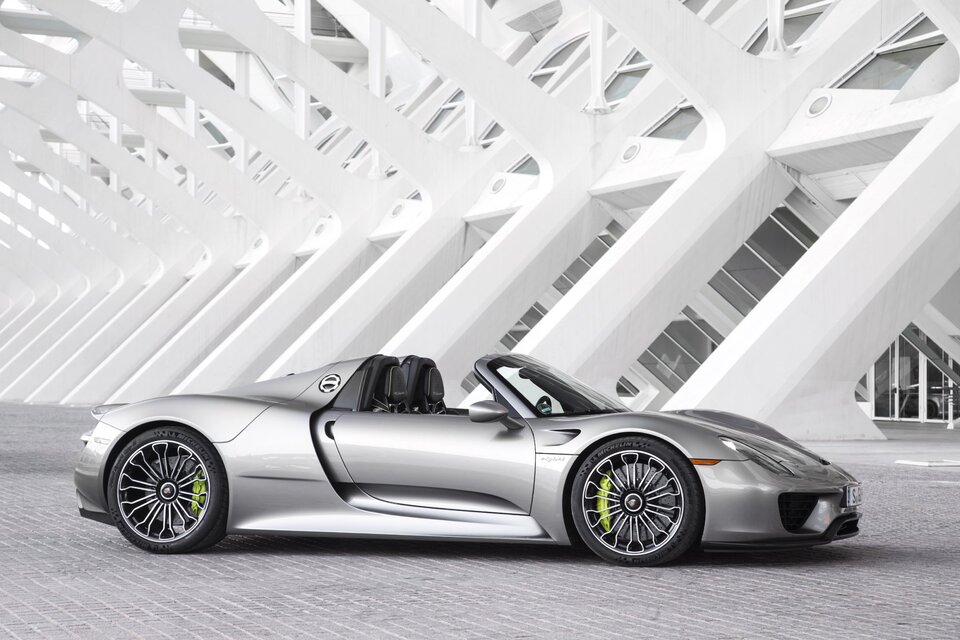Porsche 918 Spyder (2013)