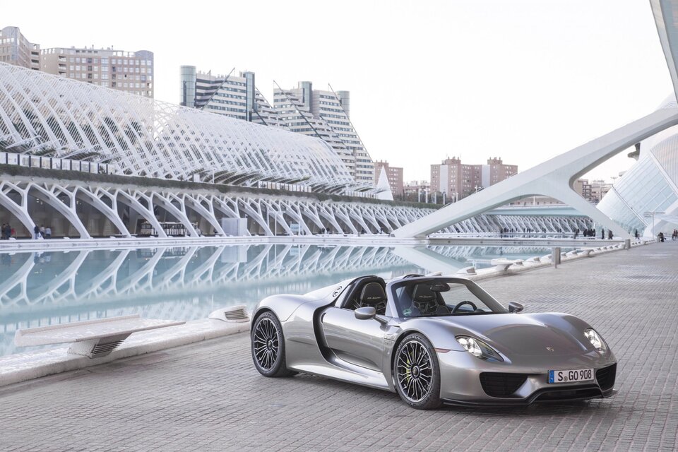 Porsche 918 Spyder (2013)
