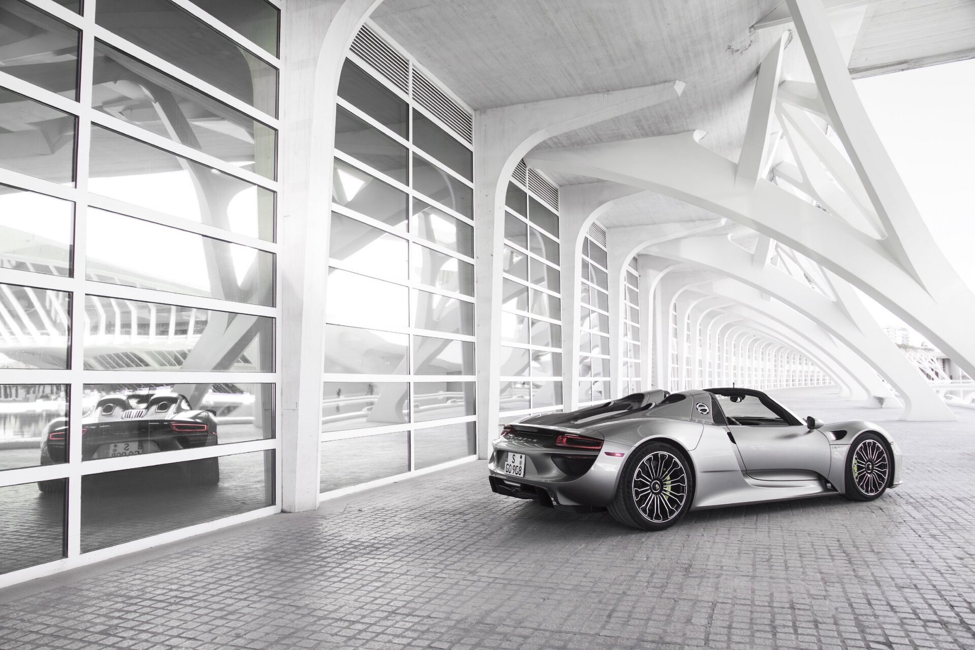 Porsche 918 Spyder (2013)