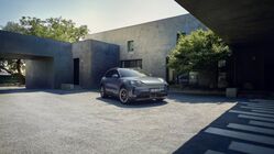 Porsche Cayenne S Electric