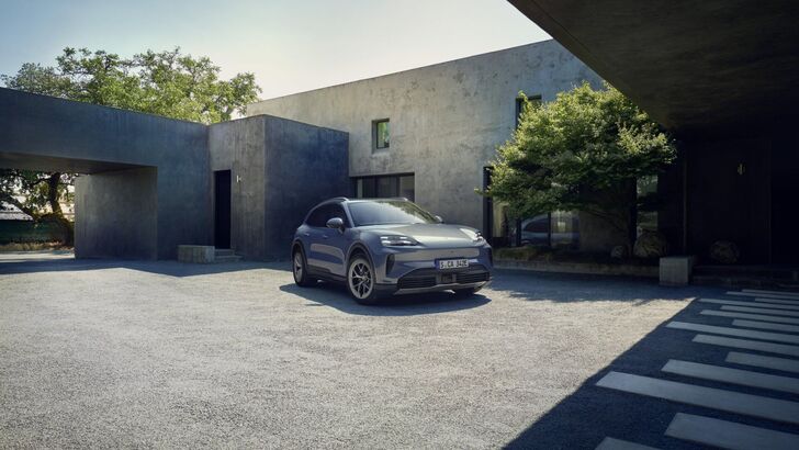 Porsche Cayenne S Electric