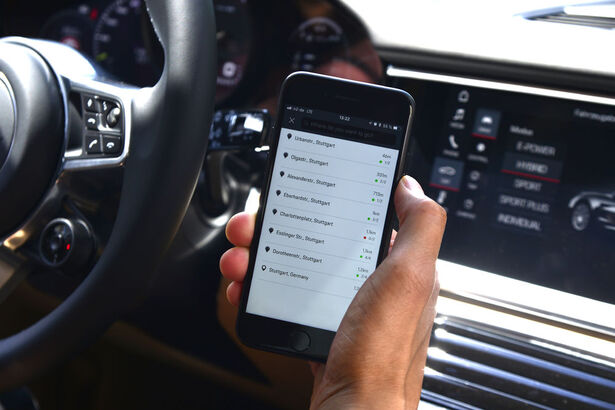 Porsche charging service