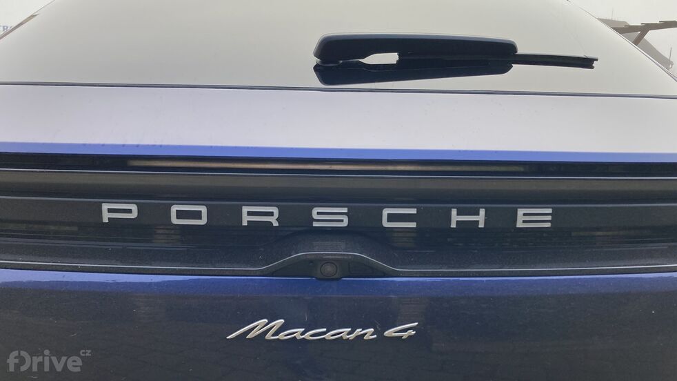 Porsche Macan 4