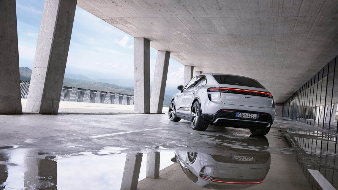 Porsche Macan EV