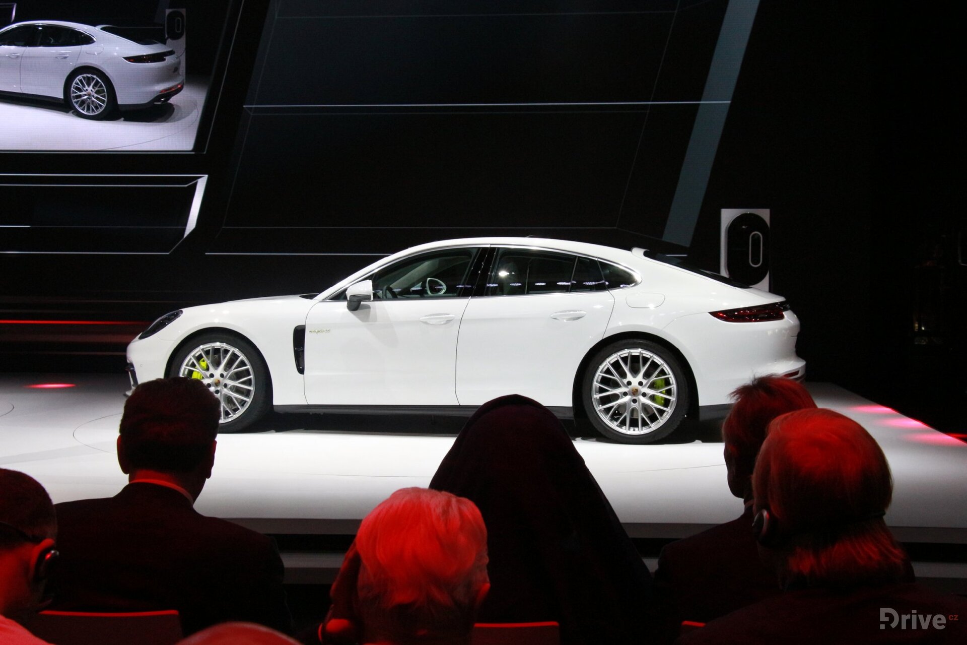 Porsche Panamera 4 E-Hybrid (2016)