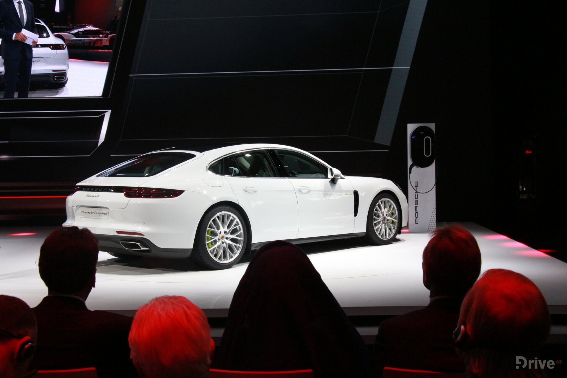 Porsche Panamera 4 E-Hybrid (2016)