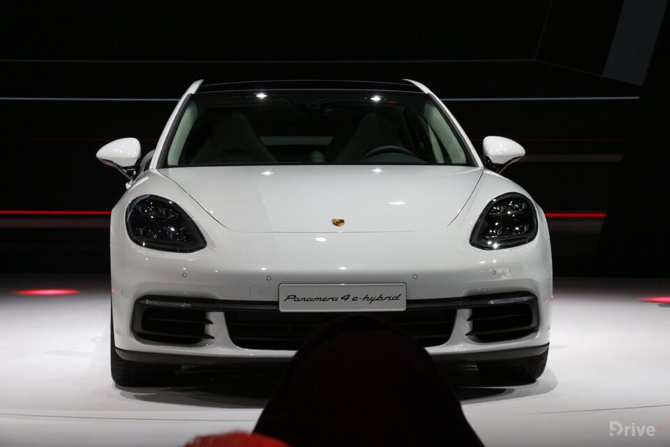 Porsche Panamera 4 E-Hybrid (2016)