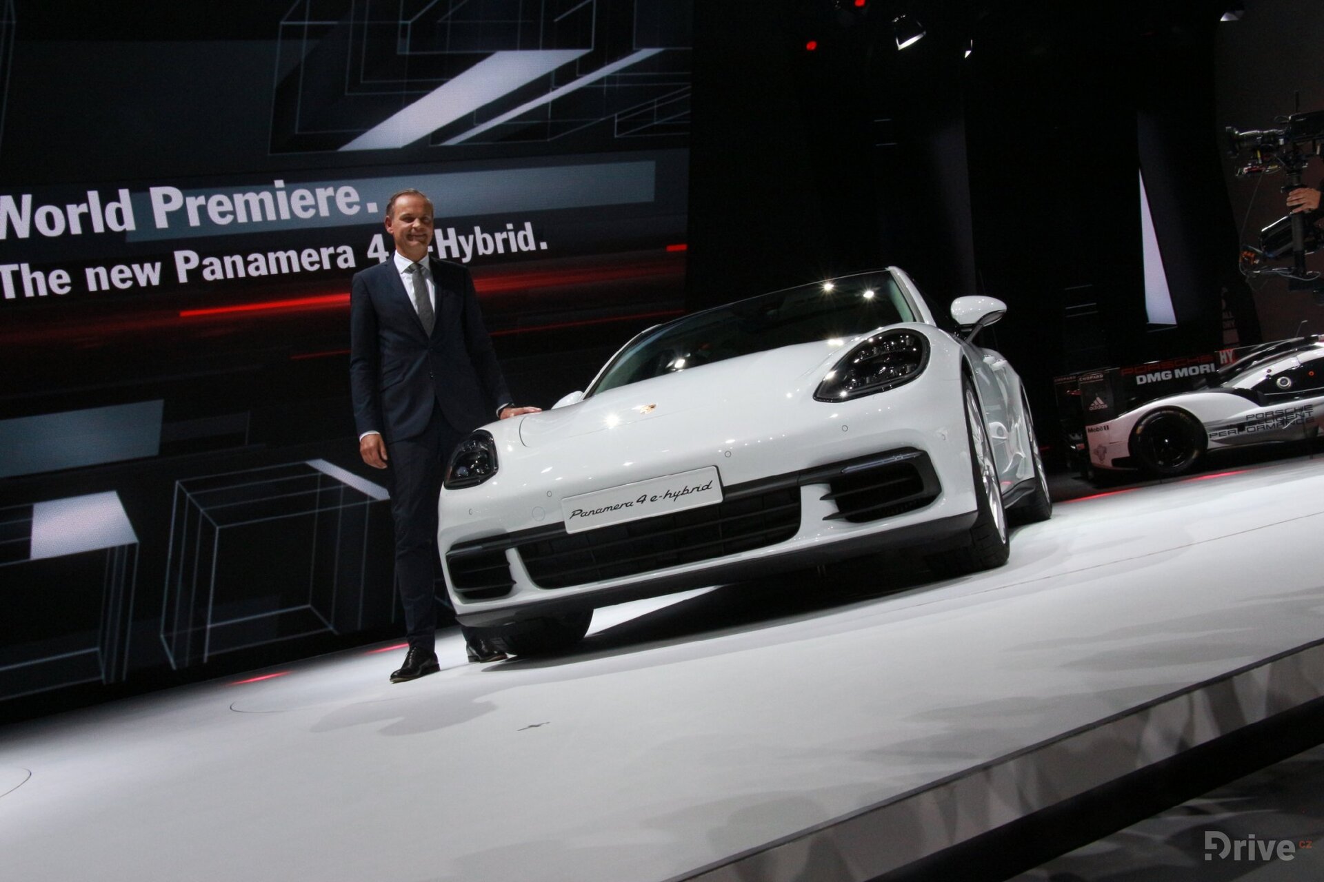 Porsche Panamera 4 E-Hybrid (2016)
