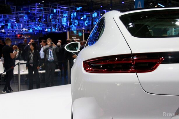 Porsche Panamera 4 E-Hybrid (2016)