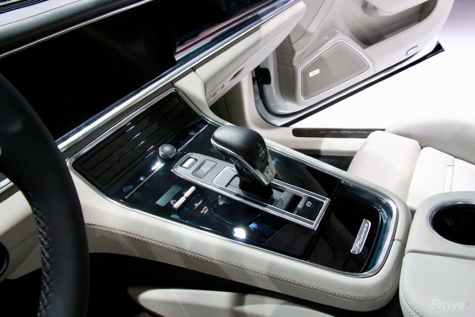 Porsche Panamera 4 E-Hybrid (2016)