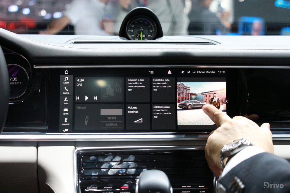 Porsche Panamera 4 E-Hybrid (2016)