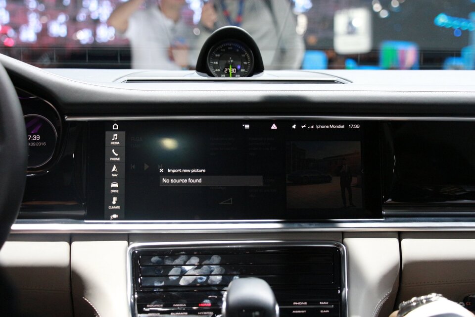 Porsche Panamera 4 E-Hybrid (2016)