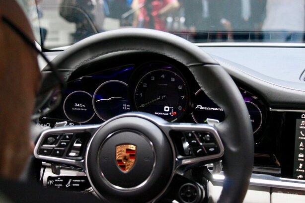 Porsche Panamera 4 E-Hybrid (2016)