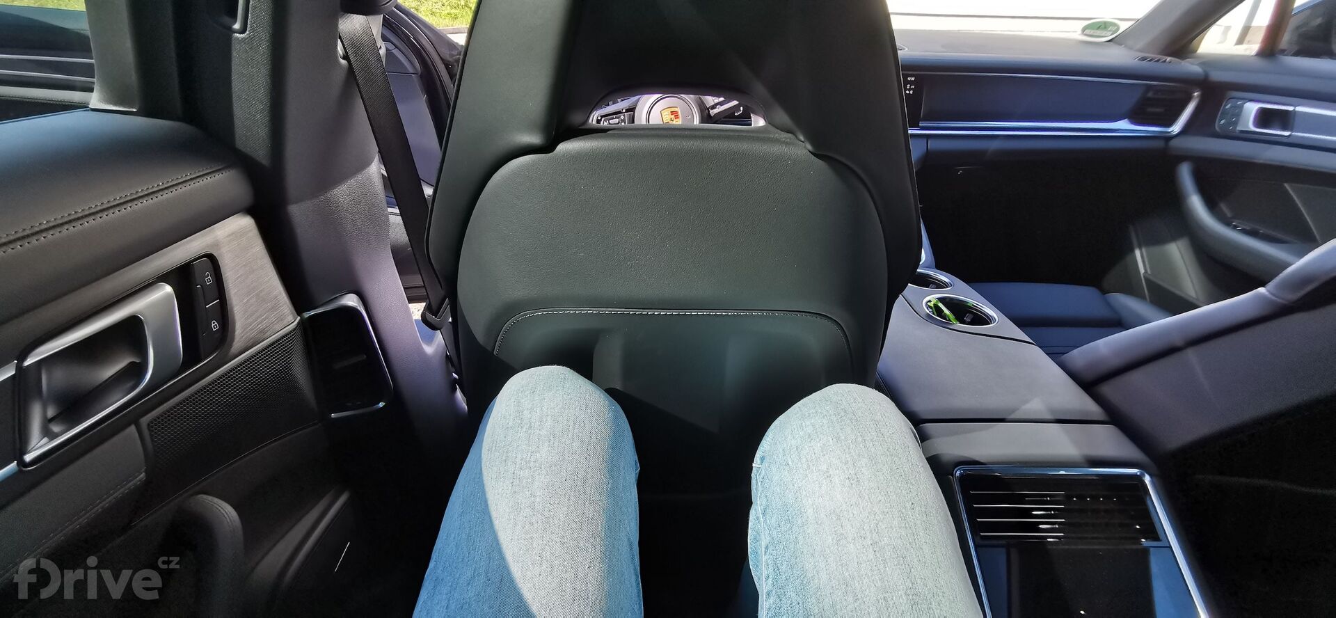 Porsche Panamera 4 E-Hybrid Platinum Edition