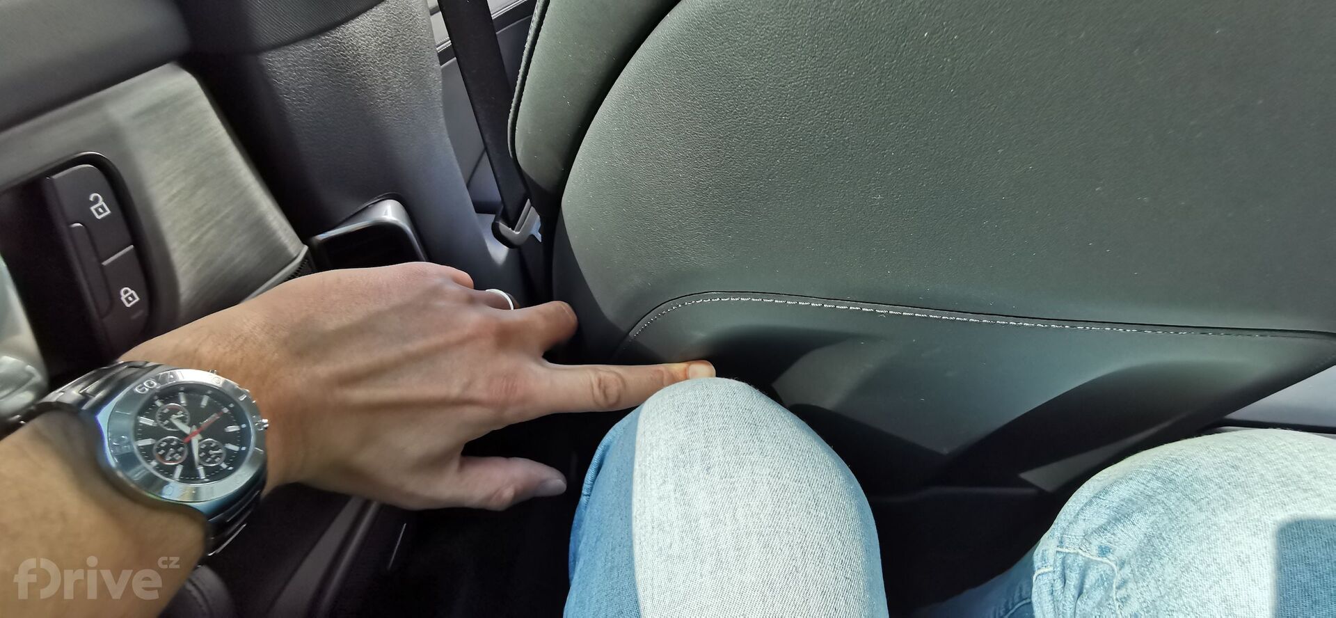 Porsche Panamera 4 E-Hybrid Platinum Edition