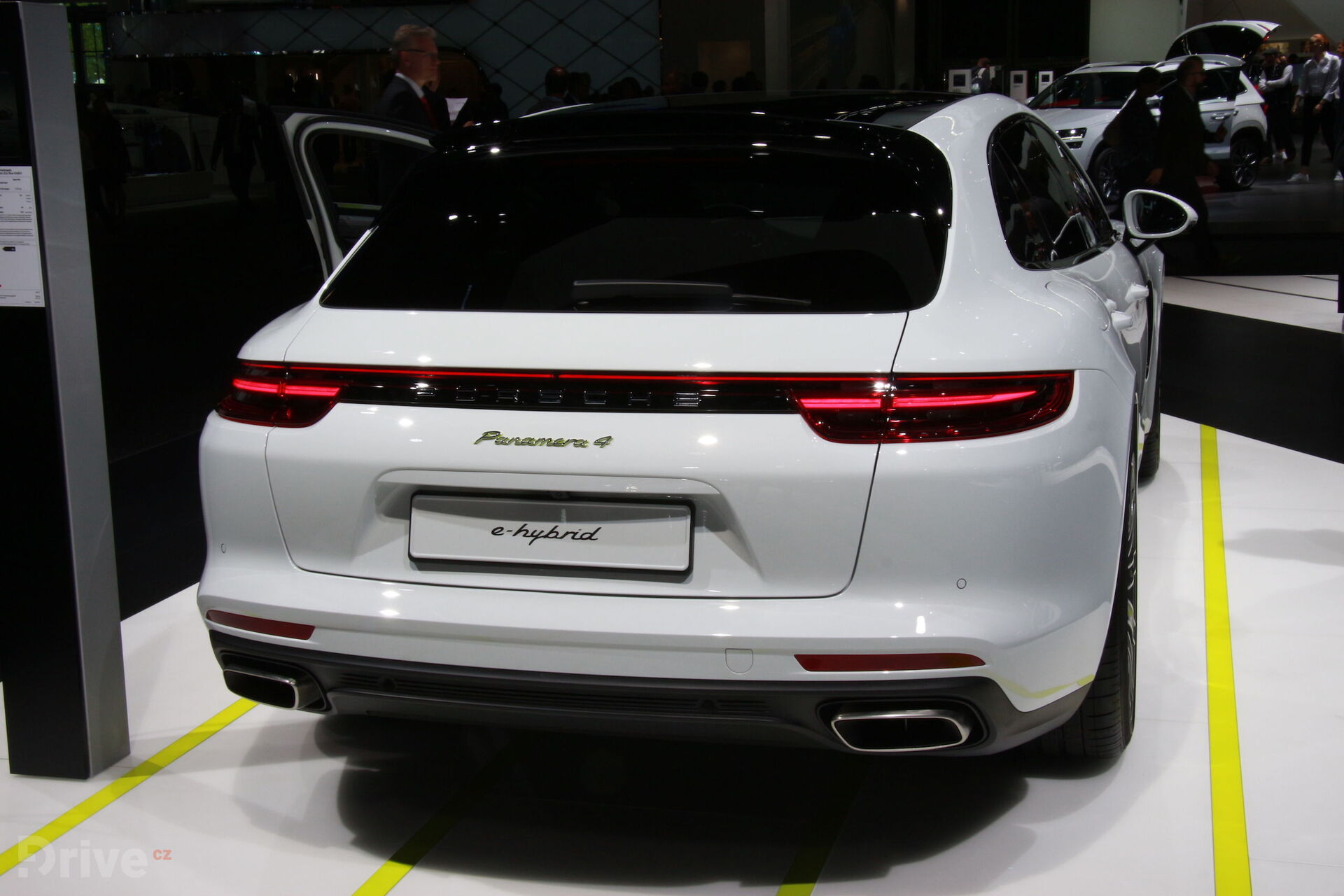 Porsche Panamera 4E Hybrid Sport Turismo