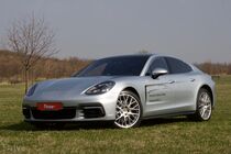 Porsche Panamera 4S