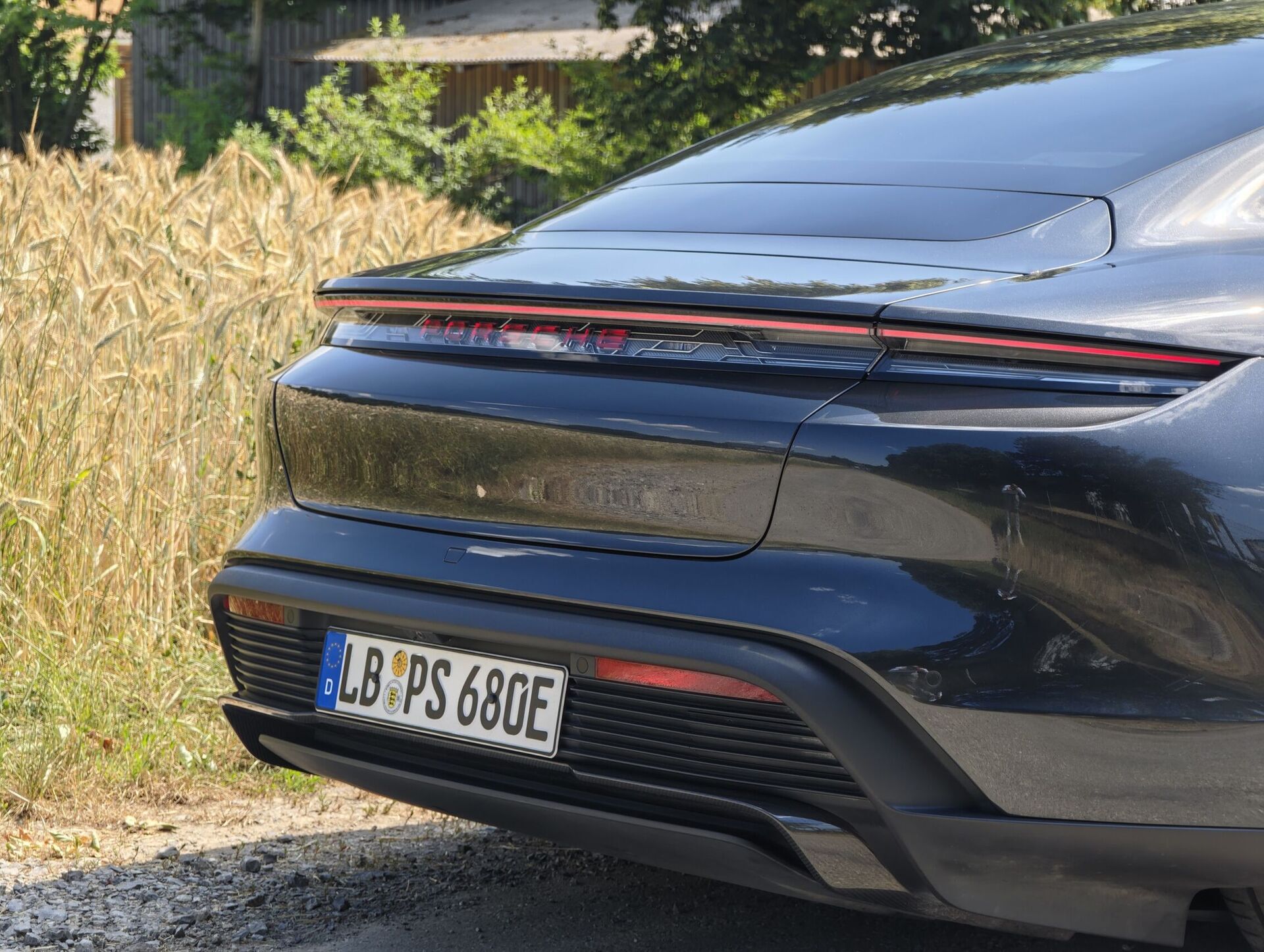 Porsche Taycan (2024)