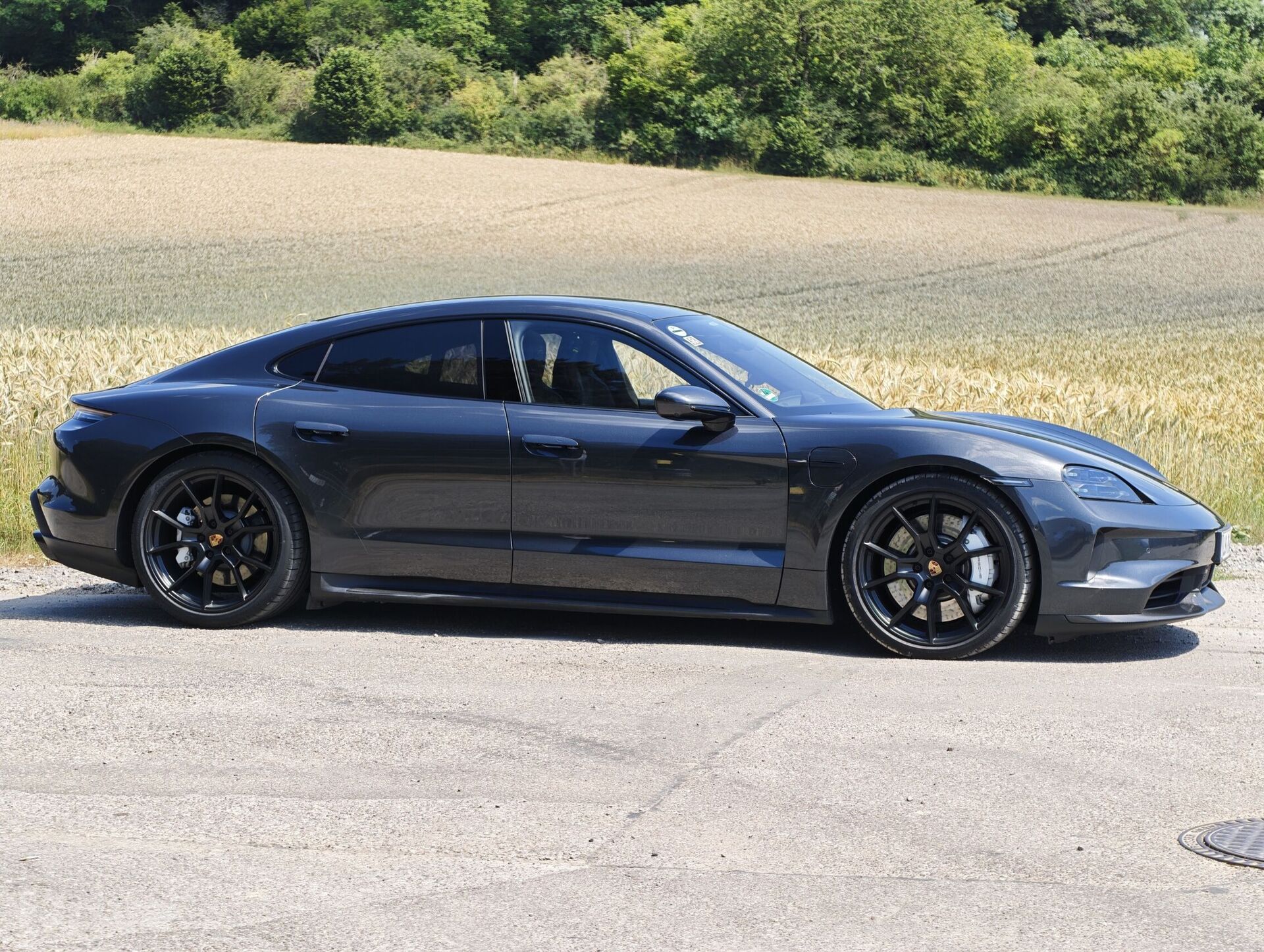 Porsche Taycan (2024)