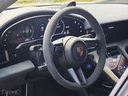 Porsche Taycan (2024)