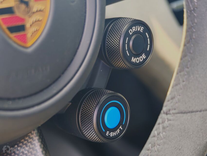 Porsche Taycan (2024)