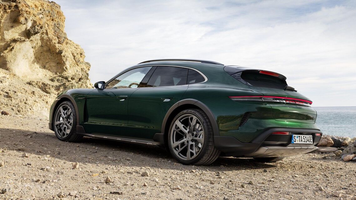 Porsche Taycan (2024)