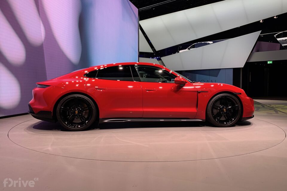 Porsche Taycan