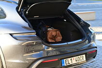 Porsche Taycan Cross Turismo (2024)