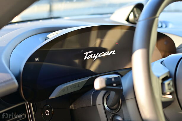 Porsche Taycan Cross Turismo (2024)