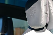 Porsche Taycan Cross Turismo (2024)