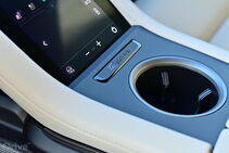 Porsche Taycan Cross Turismo (2024)