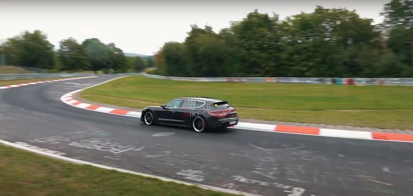 Porsche Taycan Cross Turismo