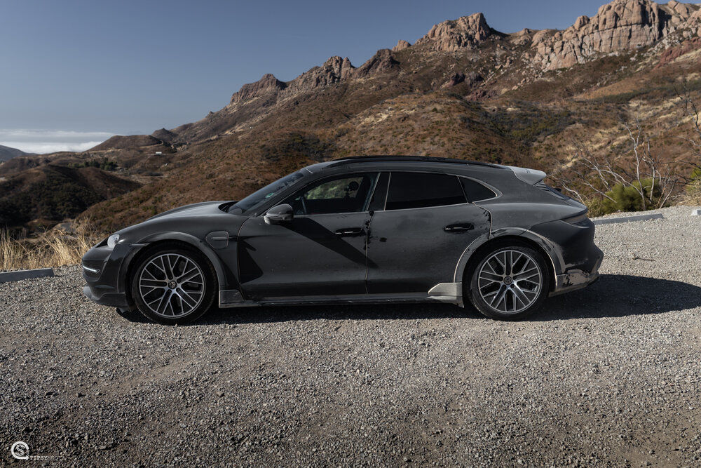 Porsche Taycan Cross Turismo