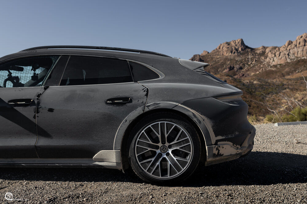 Porsche Taycan Cross Turismo