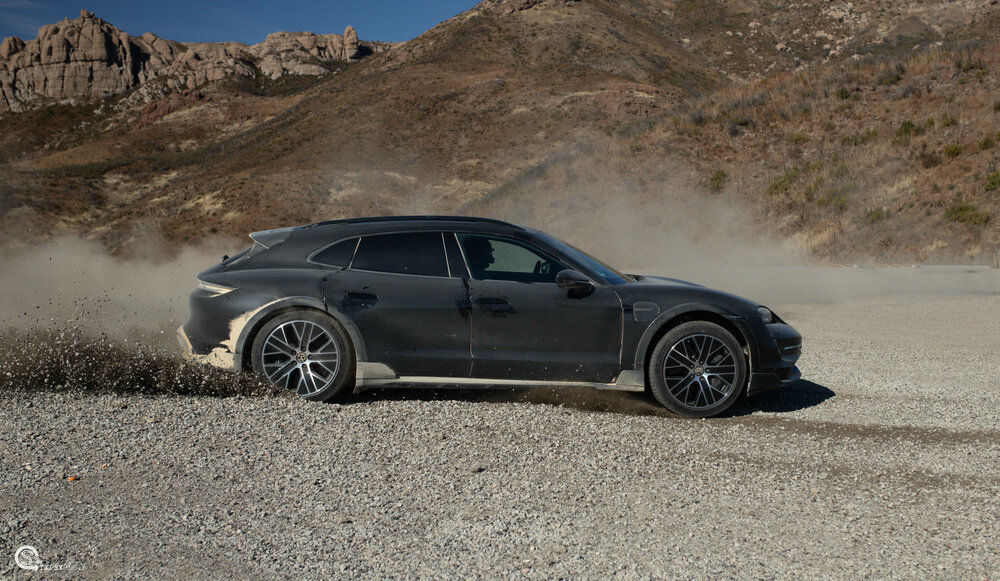 Porsche Taycan Cross Turismo