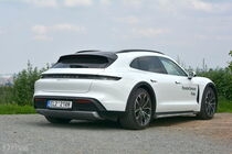 Porsche Taycan Cross Turismo