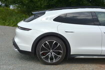 Porsche Taycan Cross Turismo
