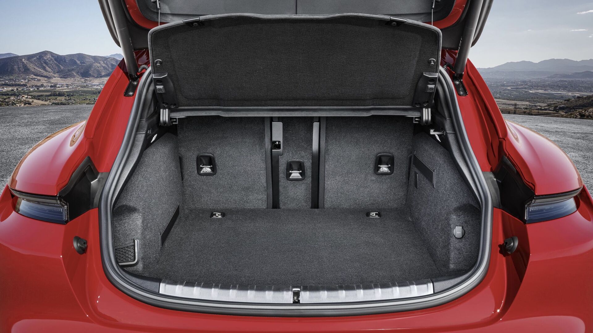 Porsche Taycan GTS Sport Turismo