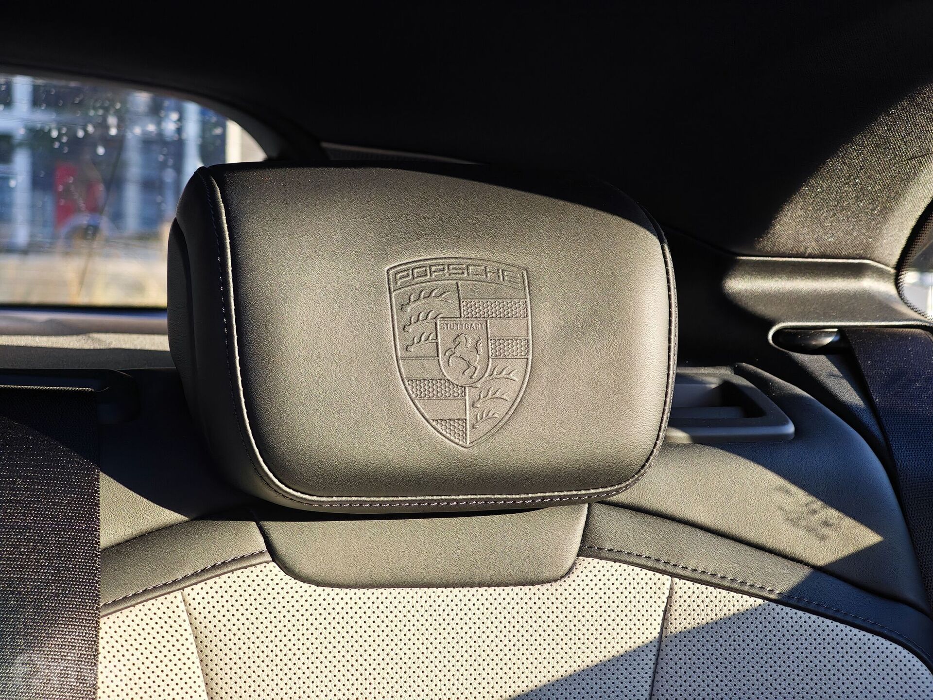 Porsche Taycan Sport Turismo (2024)