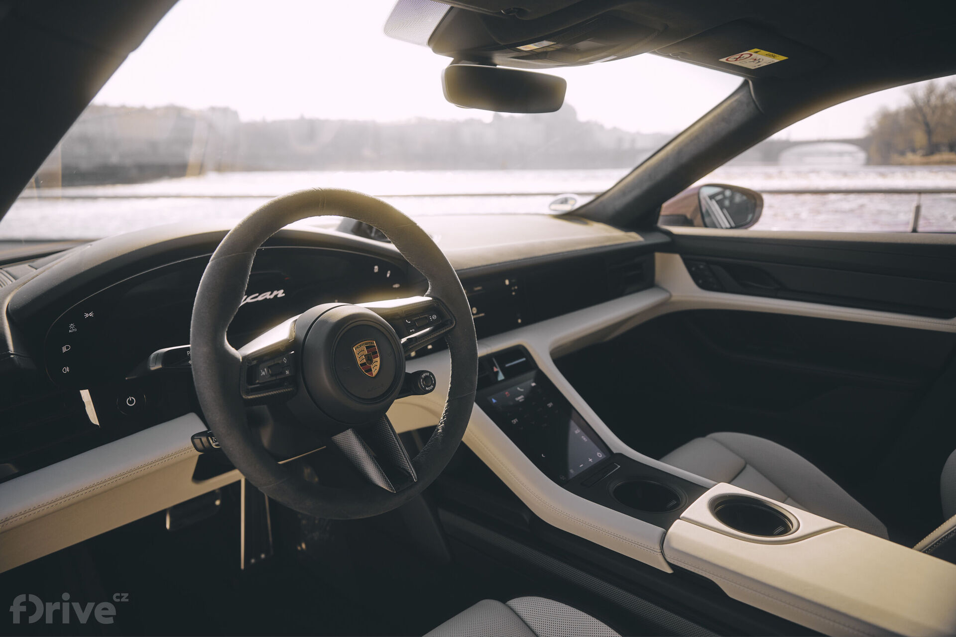 Porsche Taycan Sport Turismo (2024)