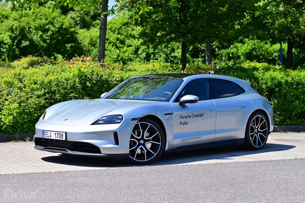 Porsche Taycan Sport Turismo (2024)