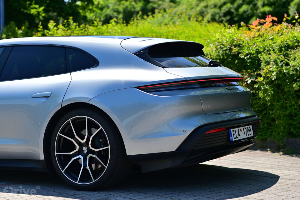 Porsche Taycan Sport Turismo (2024)