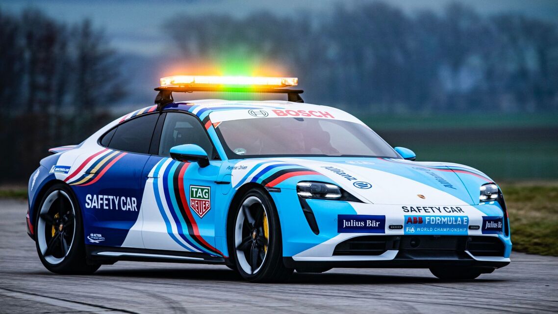 Porsche Taycan Turbo S - nový safety car Formule E