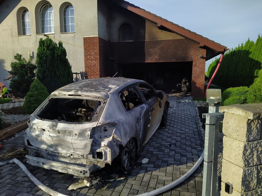 Požár elektromobilu Dynín