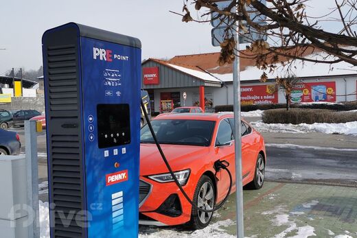 Hypercharger PRE v Berouně u Penny Marketu