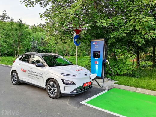 PRE, Chomutov, Černovická ul. (č.13 směr Karlovy Vary), čerpací stanice Benzina