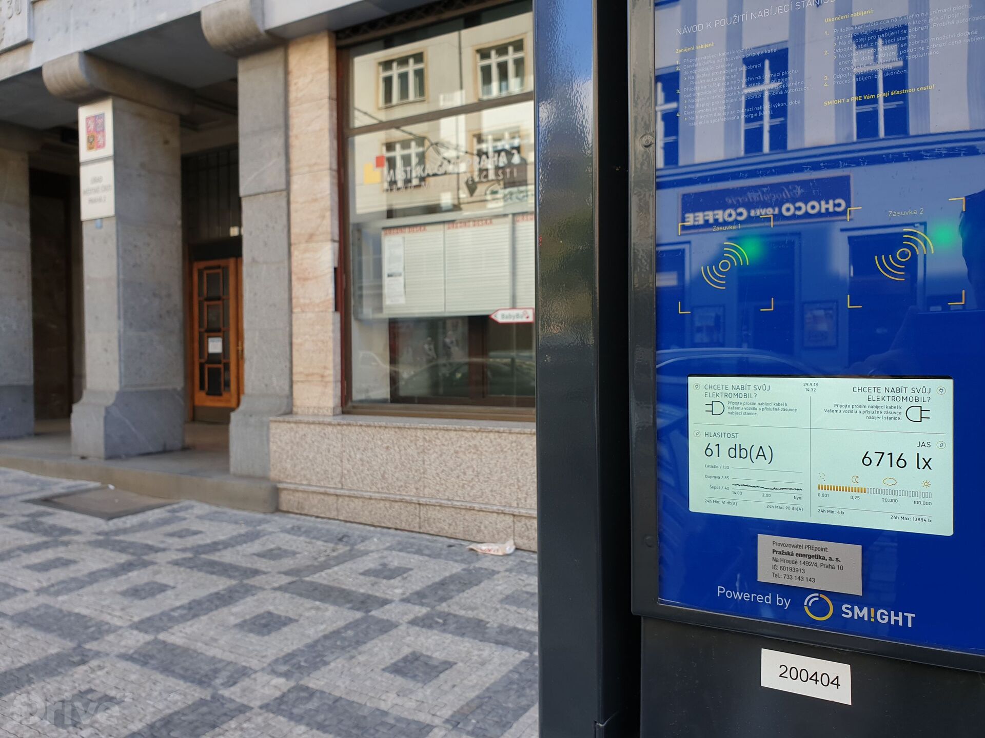 PRE, chytrá lampa SMIGHT Jugoslávská