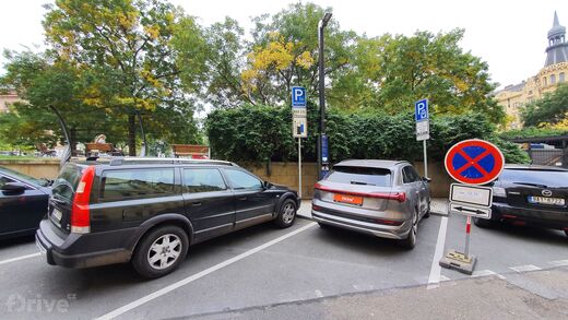 PRE, chytrá lampa SMIGHT Karlovo náměstí, Praha 2 - Nové Město