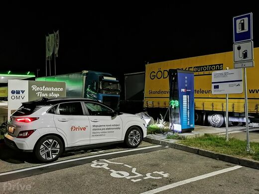 PRE, dálnice D1 29. km směr Praha, odpočívka Naháč, čerpací stanice OMV