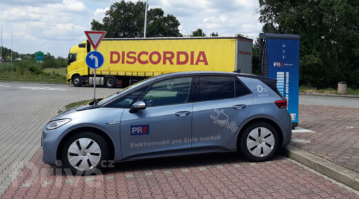 PRE, dálnice D11, 35. km směr Praha, odpočívka Vrbová Lhota, čerpací stanice OMV